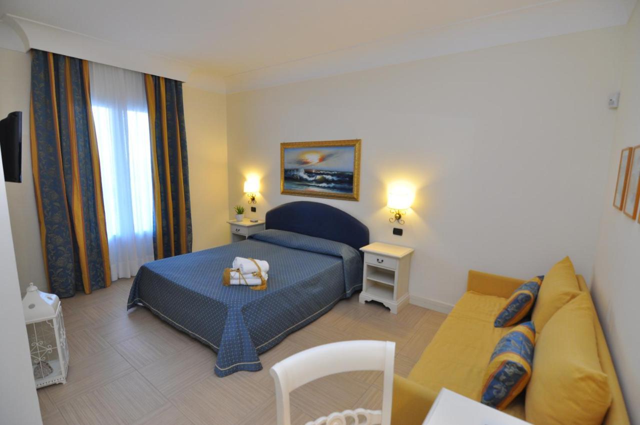 Villa Marcella Room 切萨雷奥港 外观 照片