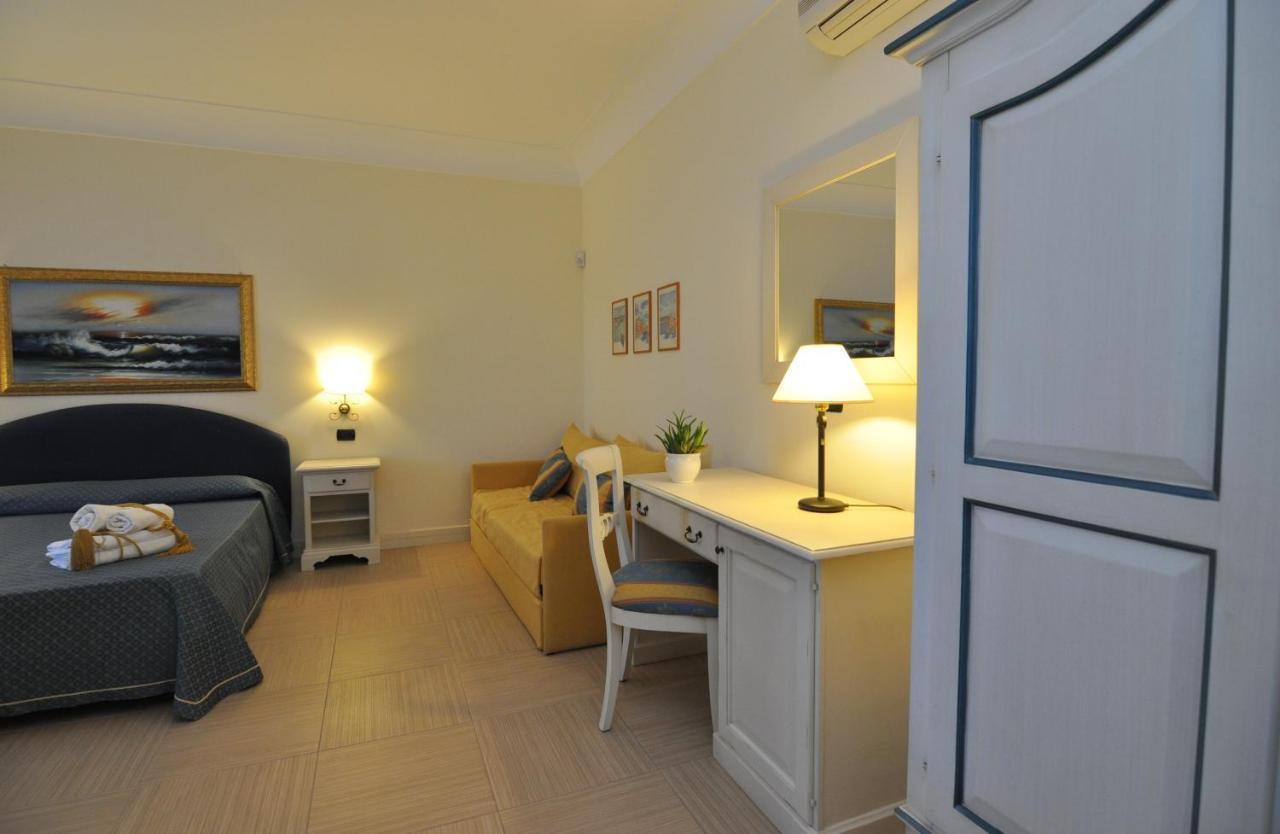 Villa Marcella Room 切萨雷奥港 外观 照片